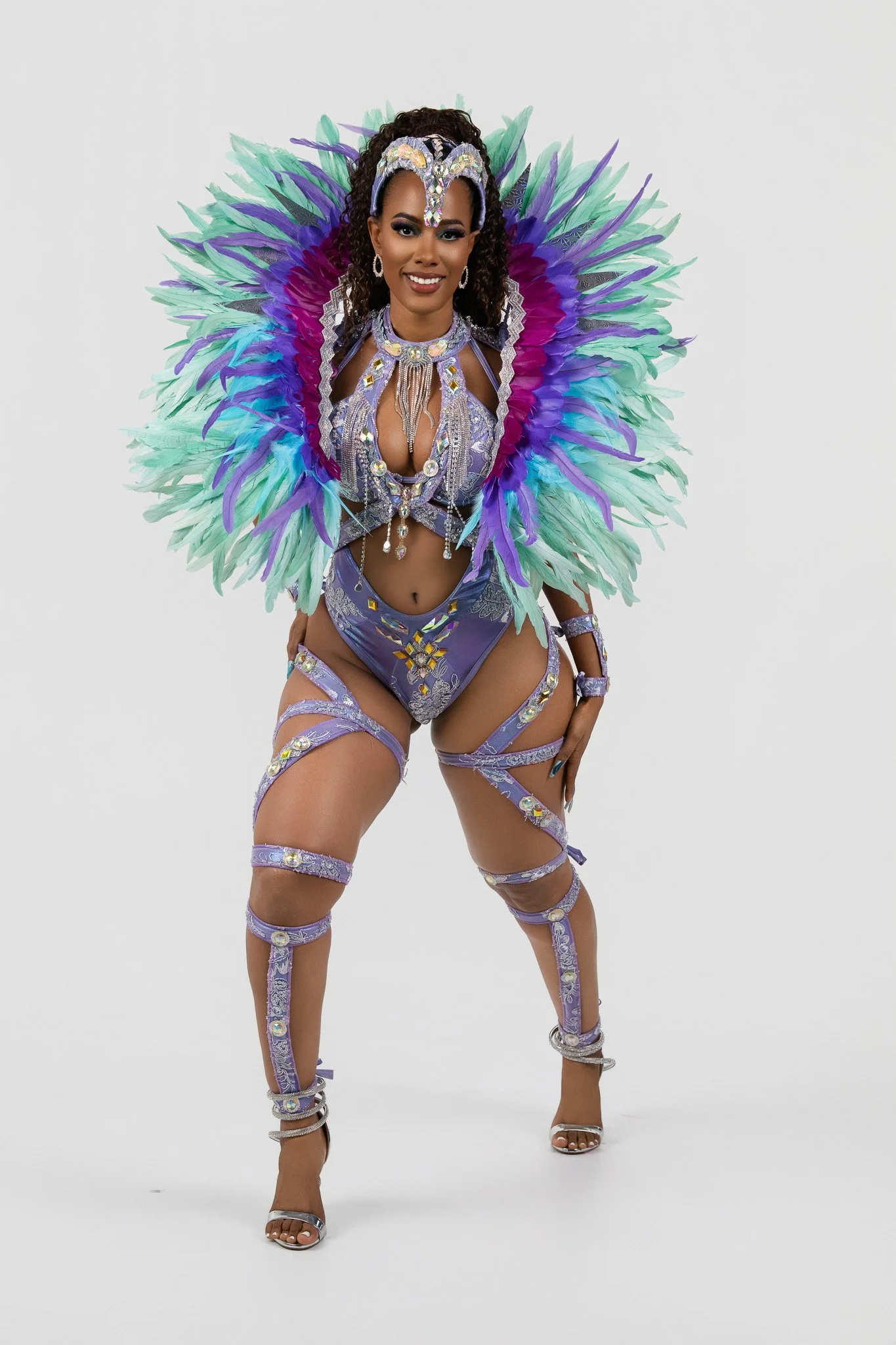 Ular sizni eshaklaringiz va mushuklaringizdan sut yalashiga majbur qiladi